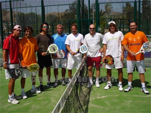el equipo espa&ntilde;ol masculino (foto: Federacion Espa&ntilde;ola de Padel)