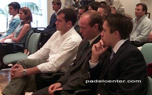 Nerone, Gattiker y Belasteguin en la presentaci&oacute;n de los equipos (foto: padelcenter.com)