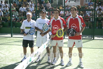 Empieza la final (foto: Padelcenter.com)