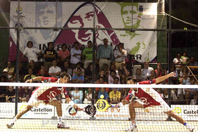 Juego en equipo, by Juan & Bela (foto: PPT)